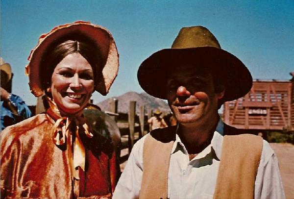 images/hollywood/1d cb en cow boy 4.jpg